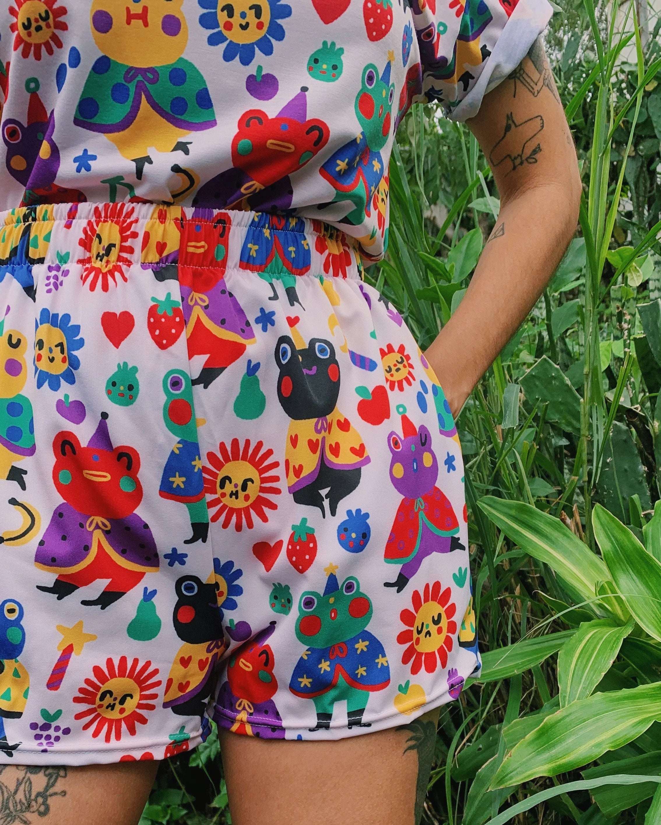 Froggie Wizard - Short Shorts