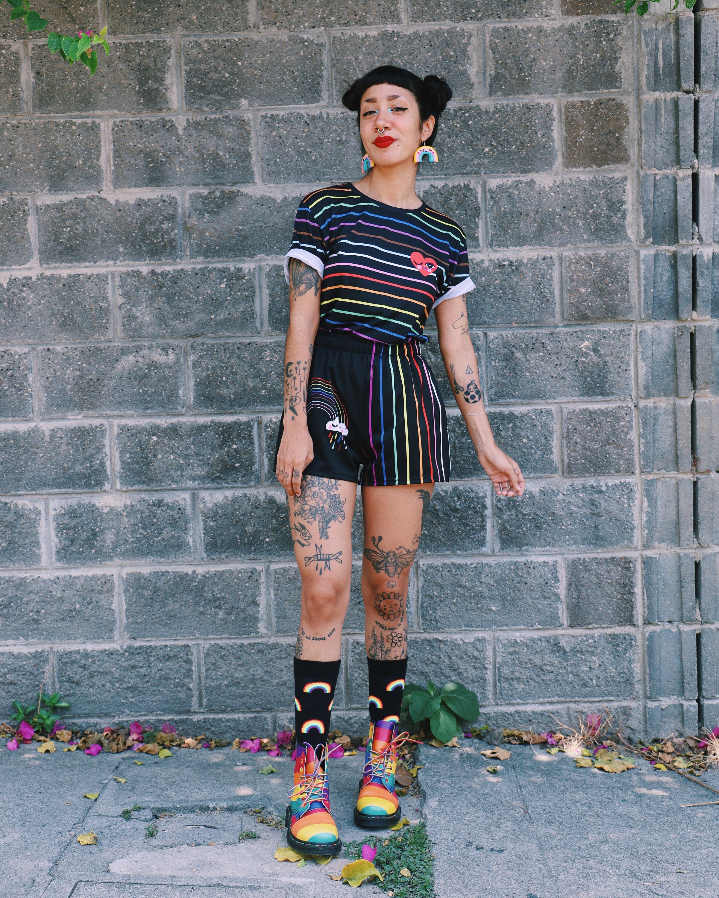 Rainbow & Heart - T-shirt