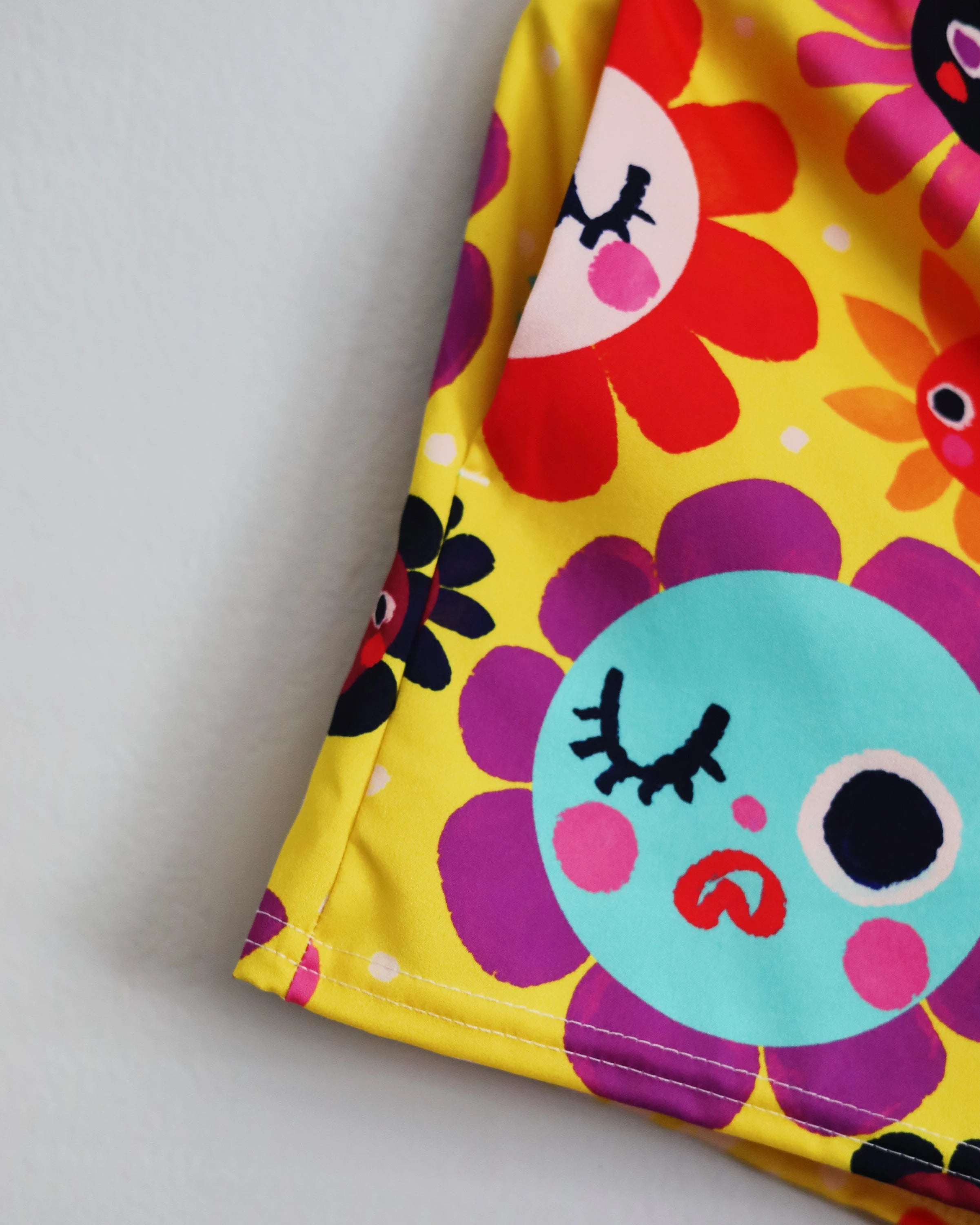 Flower Power - Short Shorts