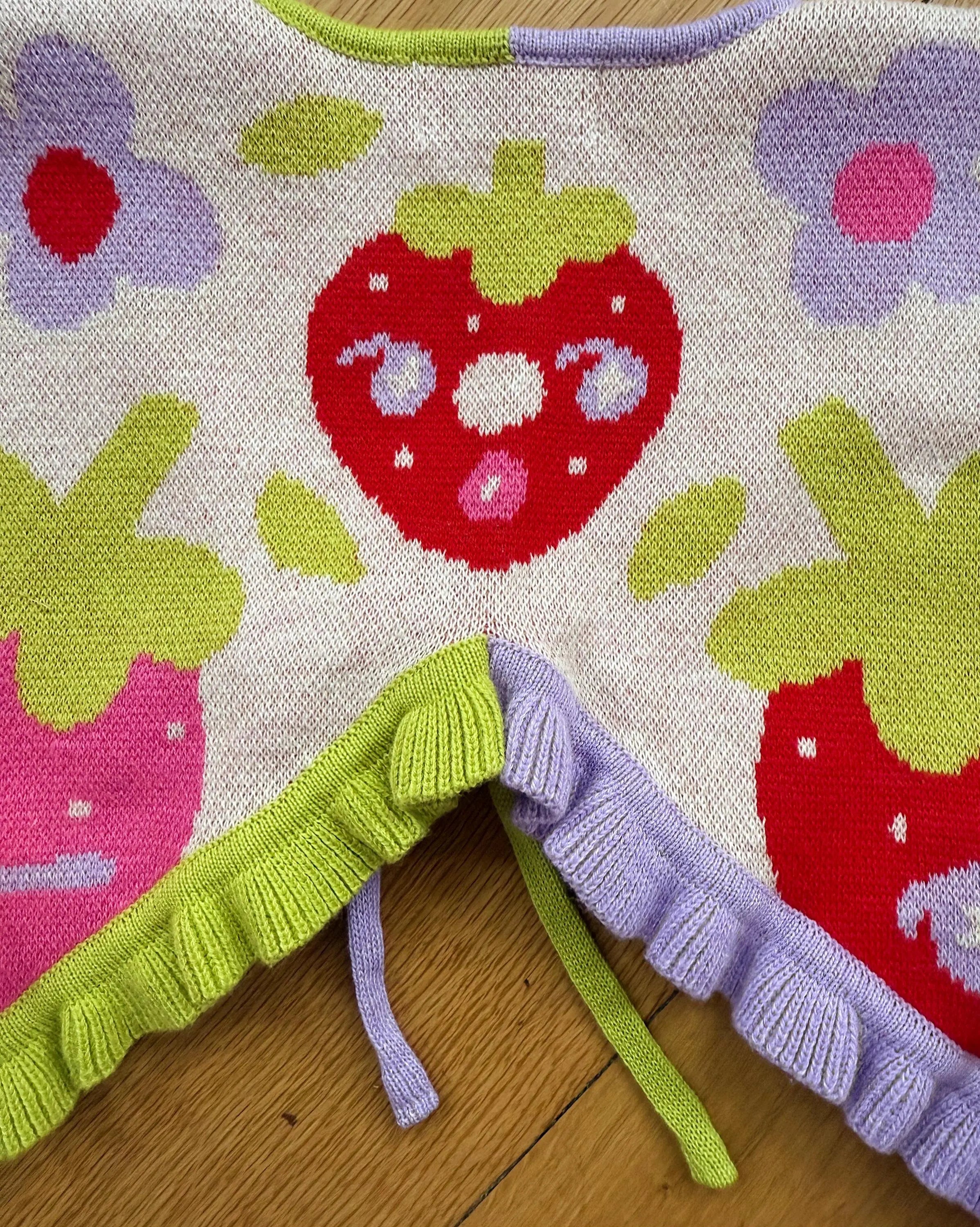 Berry Cute! - Knit Collar