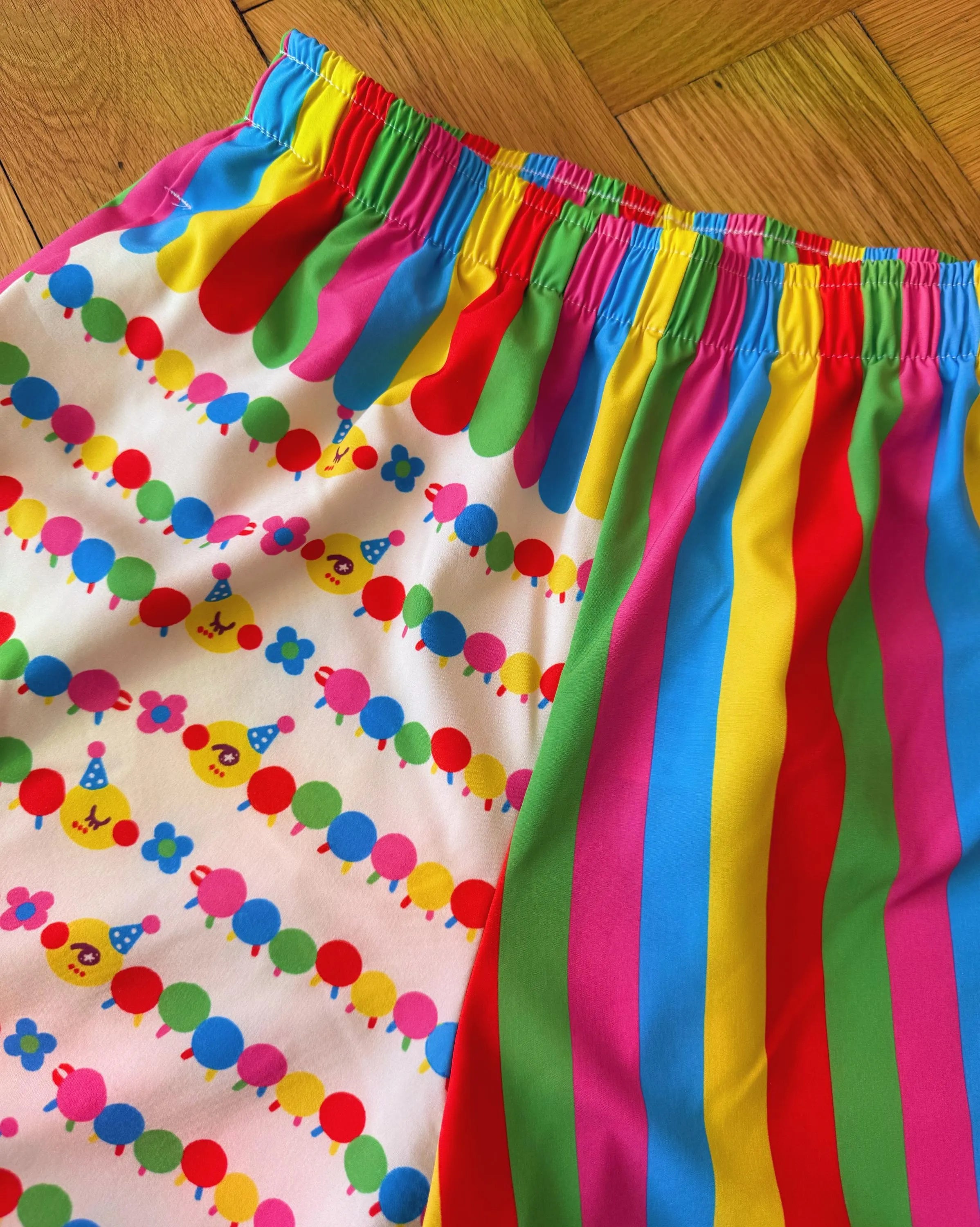 Clown Centipede - Long Shorts